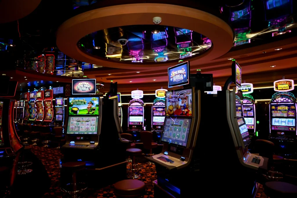 Digital Dancefloors and Casino Reels: Escaping Reality with a Tap and a Spin